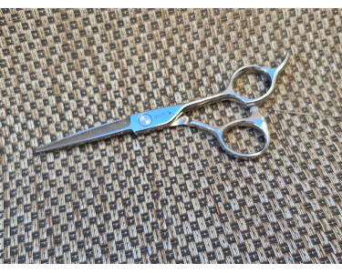 Yoshi 5.5" Crane scissor Japan made.