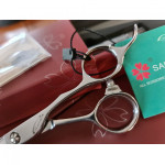 SAKURA XBS550 Rating star:★★ Scissors are handmade, 5.5" scissor