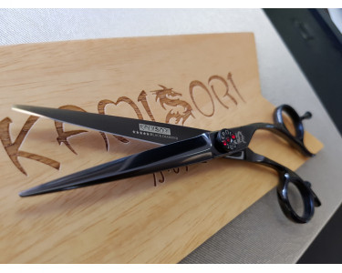 KAMISORI Left Black Diamond scissor in 5.5