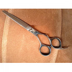 Sharpline "SL" VA55 5.5" scissor.