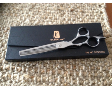 Razorline 6.5" left hand  40 Tooth Texturing or Thinning Scissors