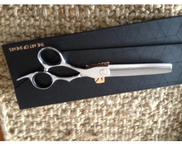 Razorline 6.5" left hand  40 Tooth Texturing or Thinning Scissors