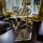KAMISORI Acrylic Shear Stand