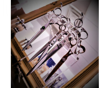 KAMISORI Acrylic Shear Stand